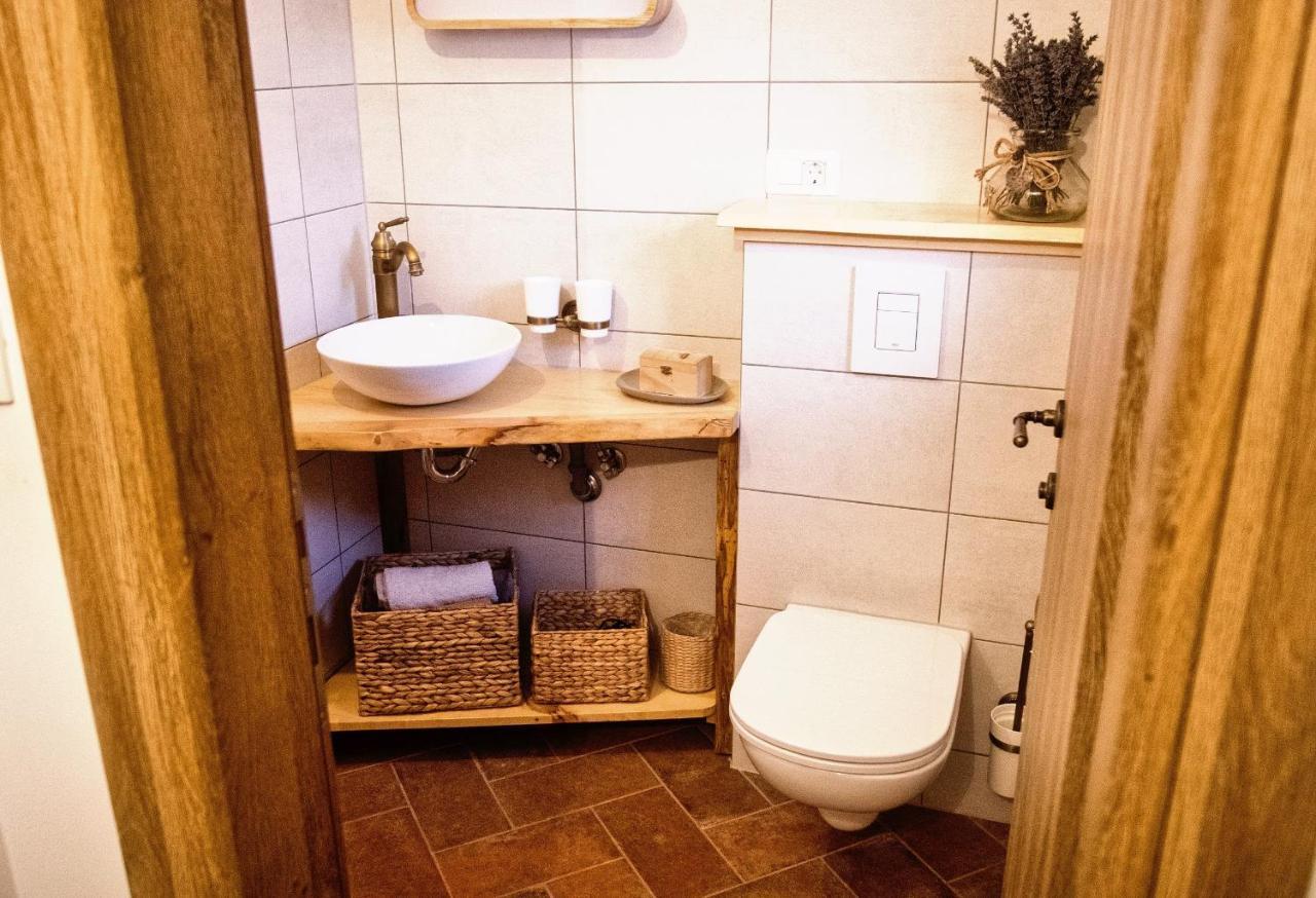 Vineyard Cottage Podrzaj Otocec Ngoại thất bức ảnh