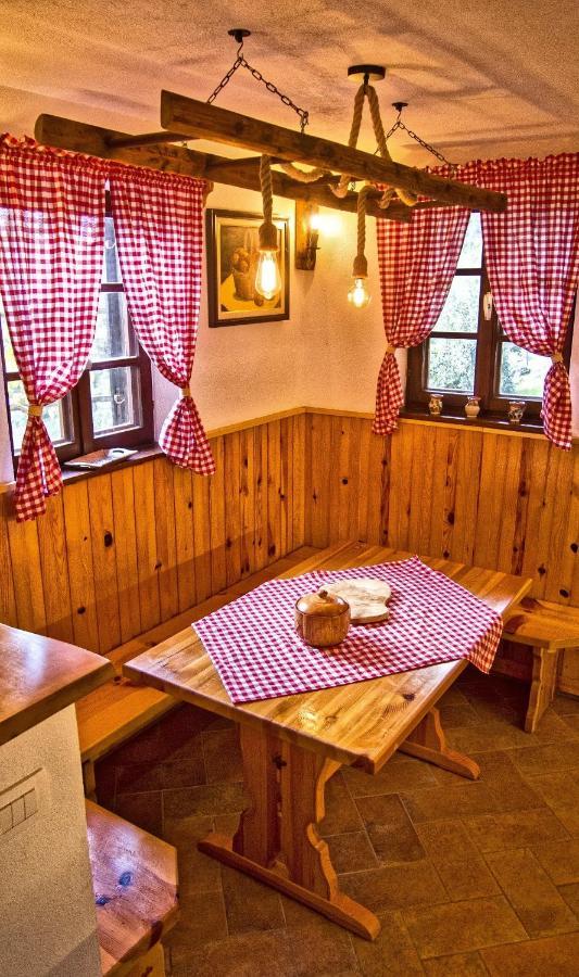 Vineyard Cottage Podrzaj Otocec Ngoại thất bức ảnh